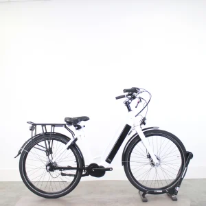 Vélo de ville électrique Arcade MOKA CARDAN
