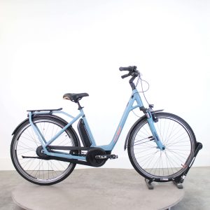 VTC électrique Cube Town Hybrid Pro