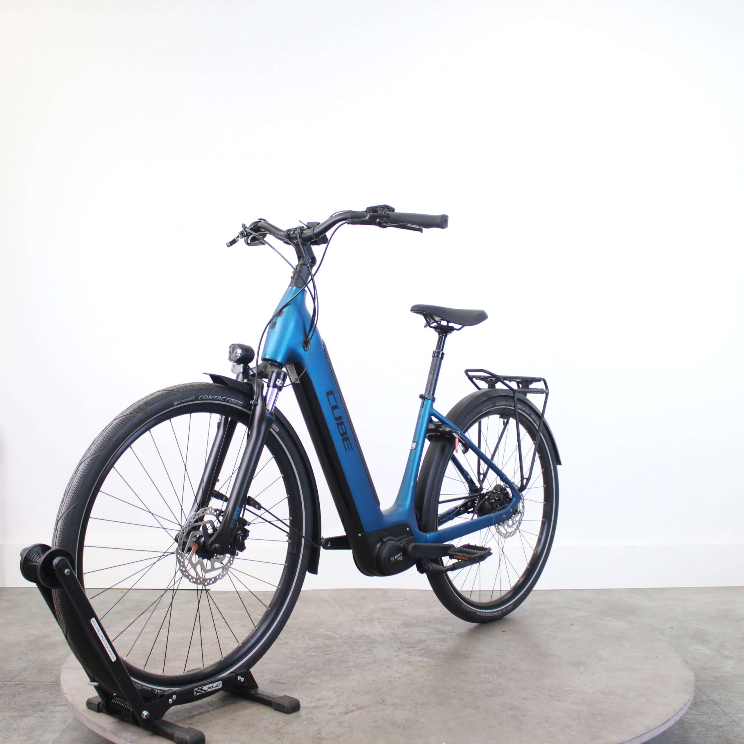 Vélo de ville électrique Cube Supreme Hybrid Deluxe ON 625 – Image 4