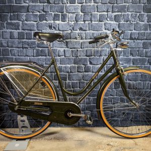 VelovilleGitaneOxfordFemmeVueensemble.jpgv1707917667 Vélo de Ville Gitane Oxford Femme type Hollandais 1982